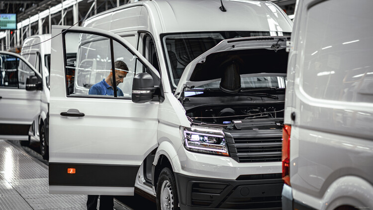 Volkswagen Poznań: Rekord produkcji w 2024 roku i liczne wyzwania na horyzoncie